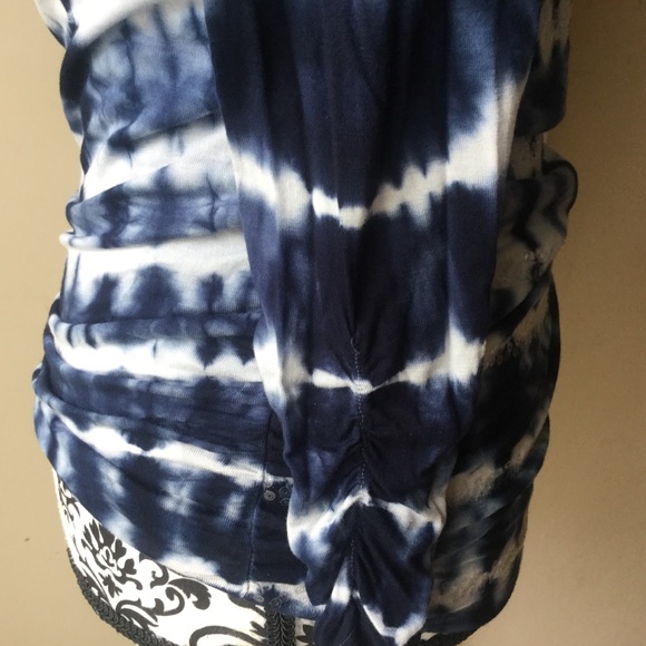 INC NWOT cold shoulder top - Picture 3 of 8